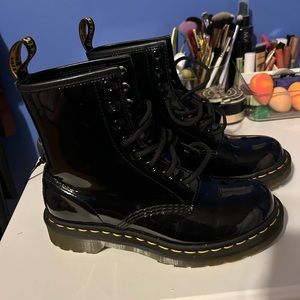 Black boots for girl like new